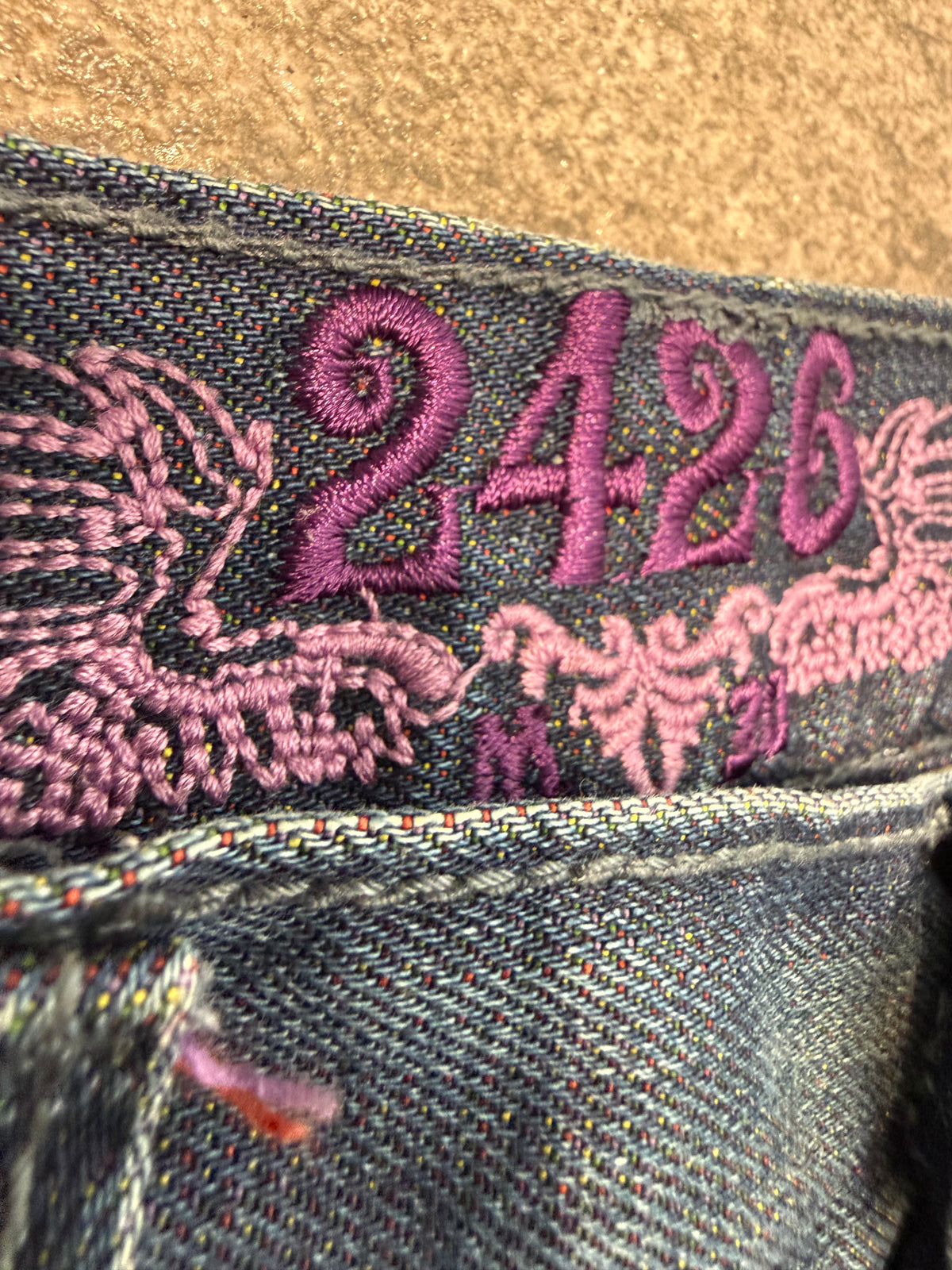 000’s 2426 Razor Jeans (30”)