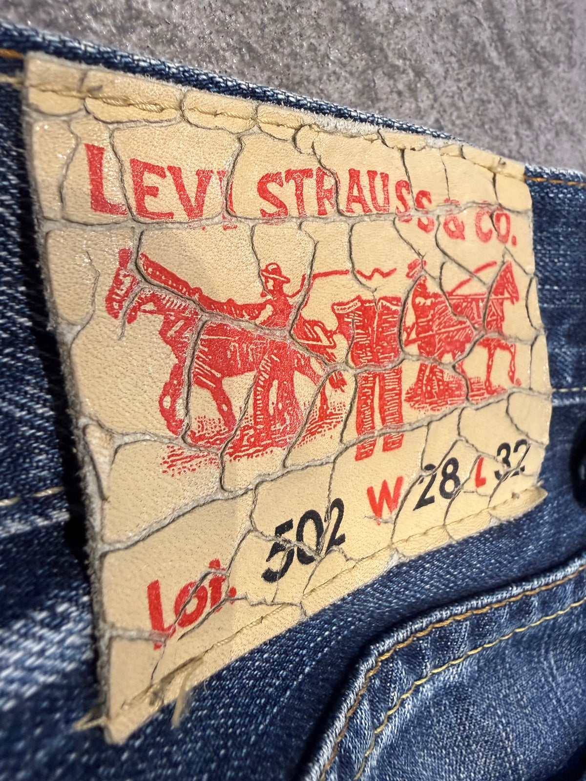 000’s Levi’s 502 Ghost Wash Jeans (28”)