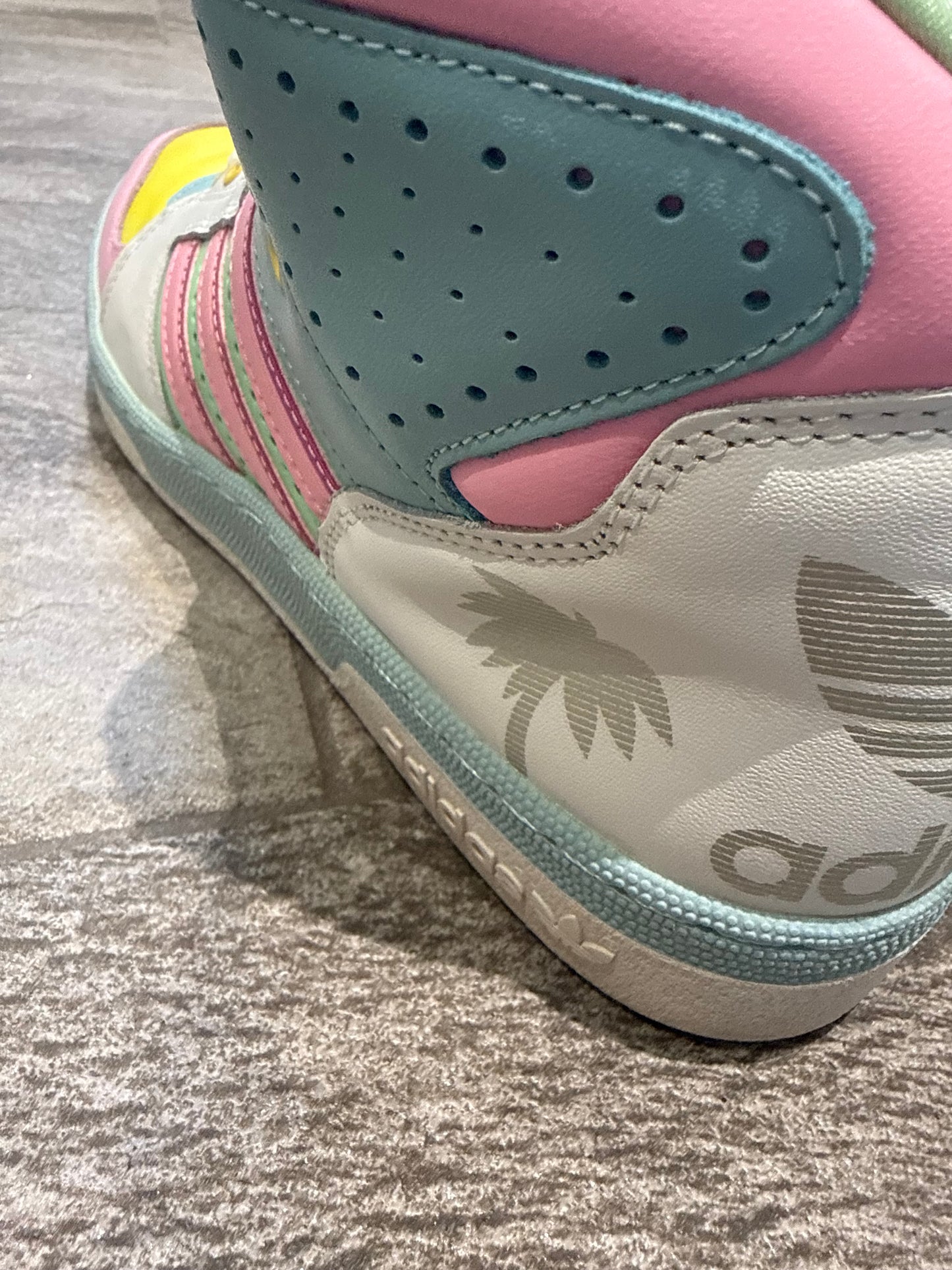 Jeremy Scott x Adidas South Beach Miami License Plate (UK 9 - EU 43.5)