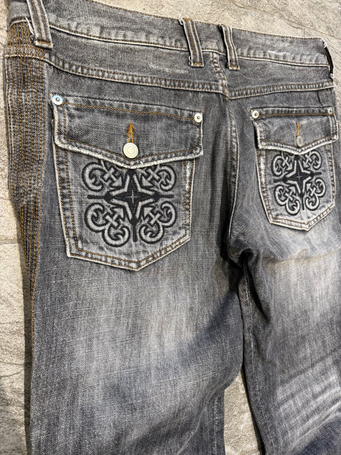 000’s Comme Ca Jeans (33”)
