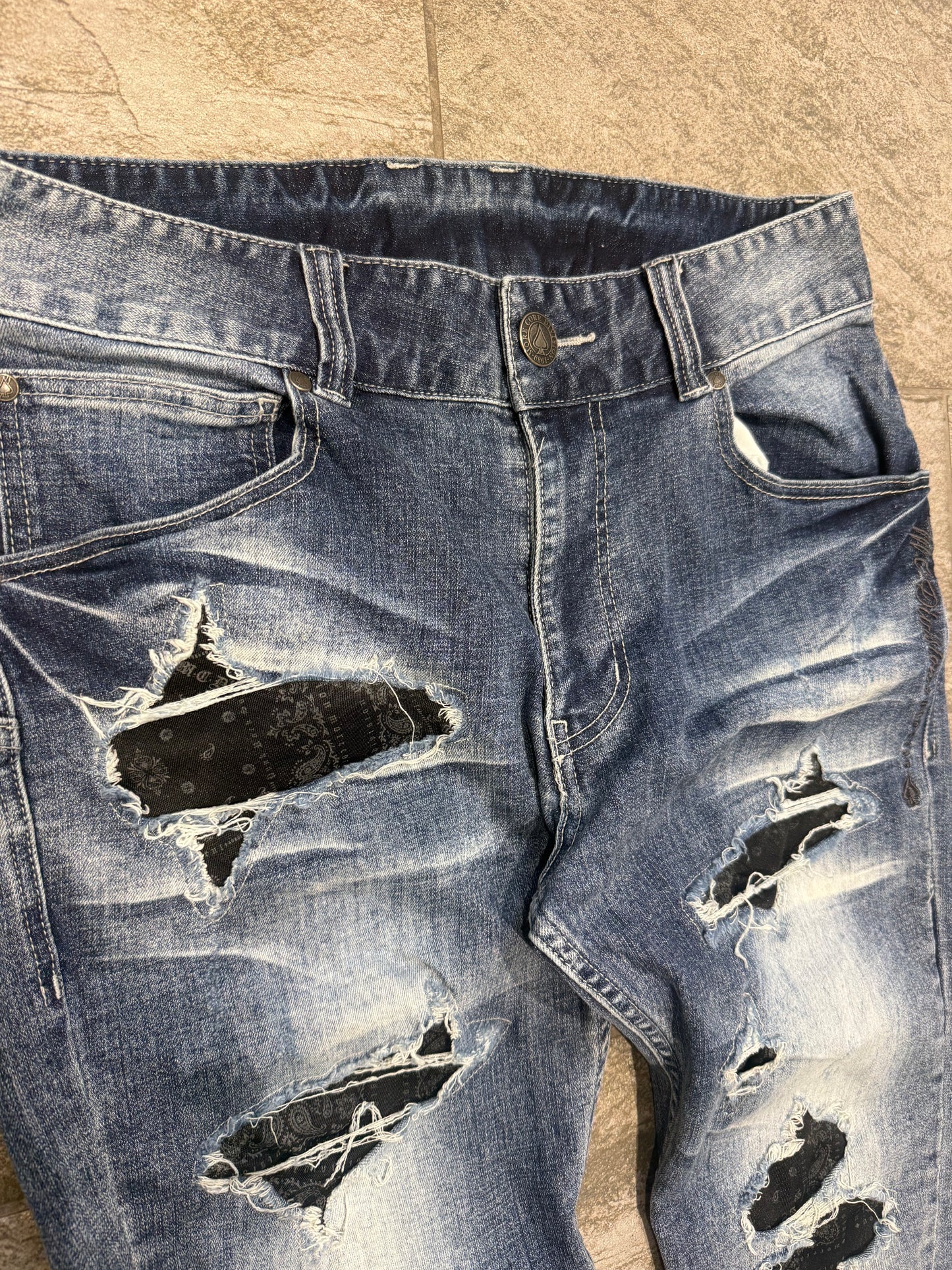 000’s MCD Patchwork Slim Fit Jeans (32”)