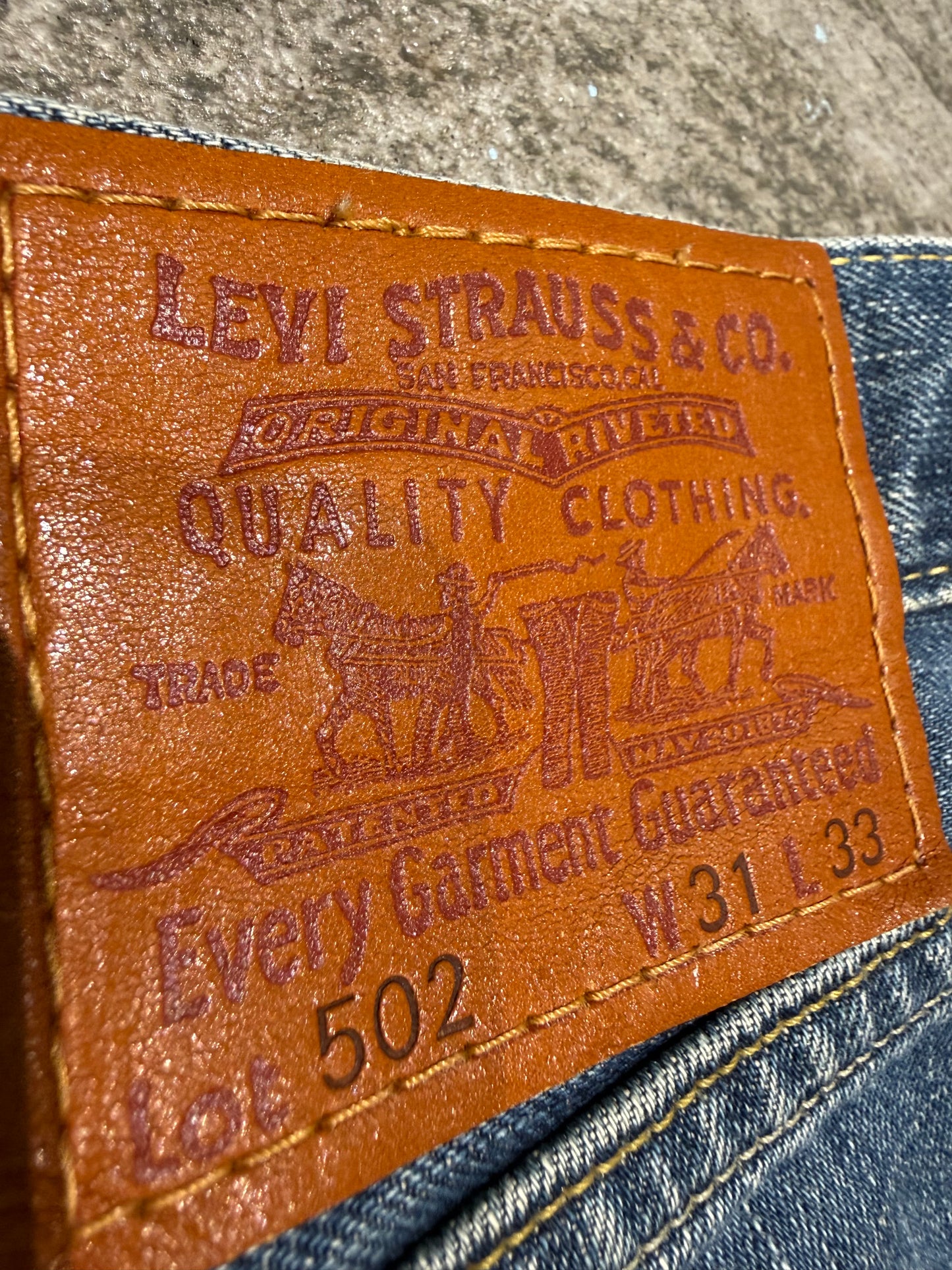 000’s Japanese Levi’s 502s (31”)